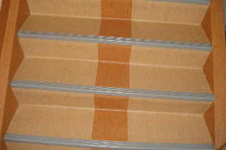 После чистки и обработки мастикой