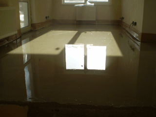 Залили нивелир массу